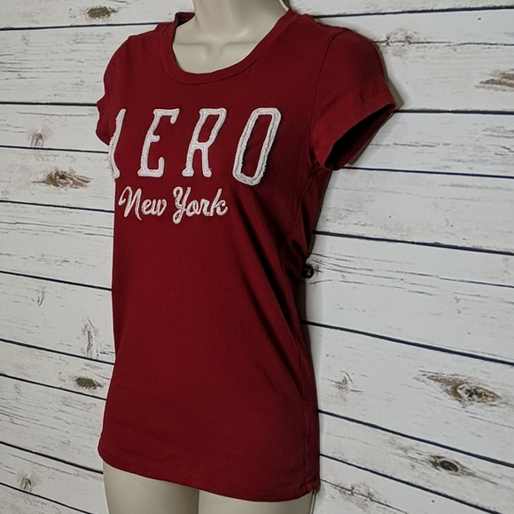 Aeropostale Short Sleeve Shirt Red White Medium - Picture 3 of 6